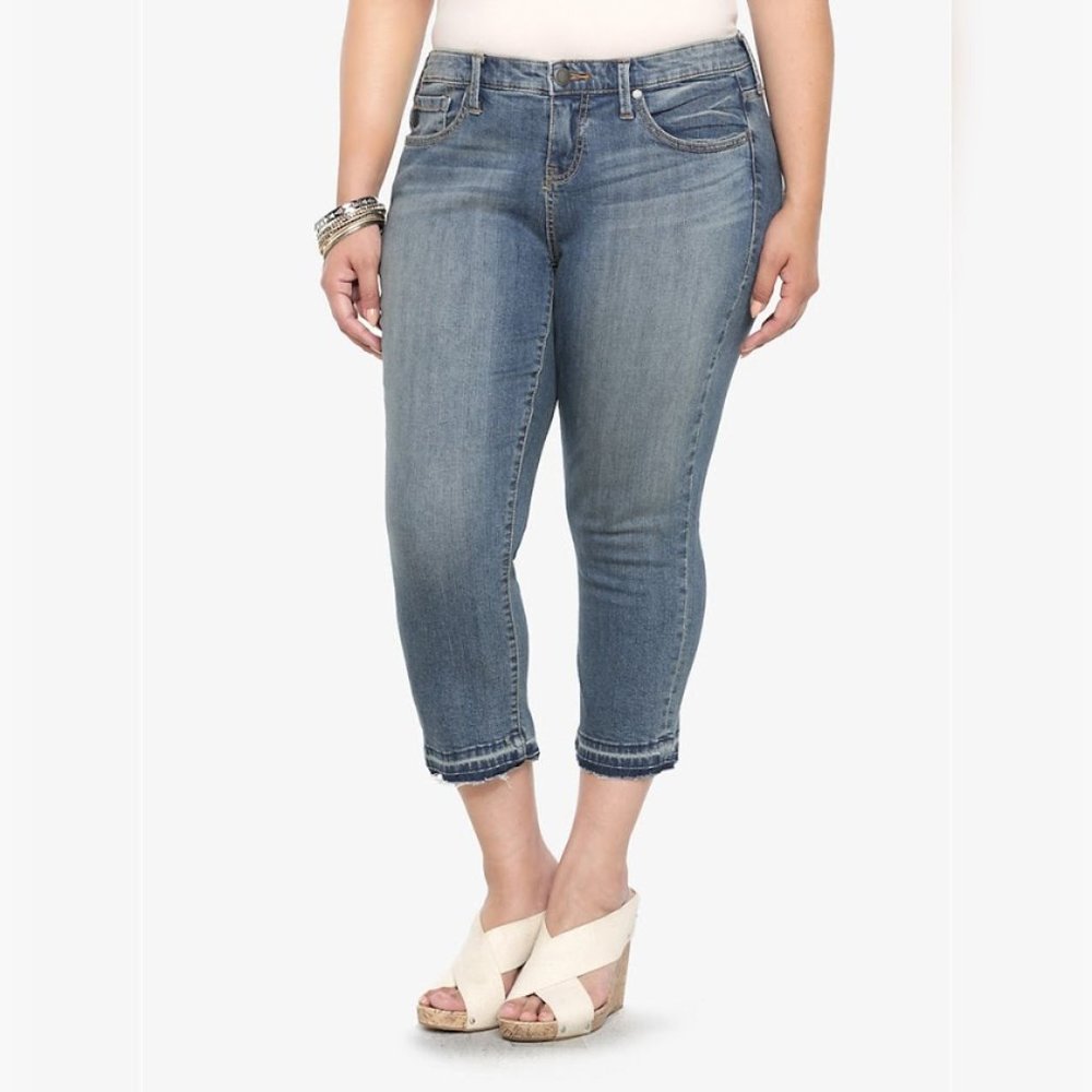 Torrid White Label Crop Flare Jean w/Released Hem